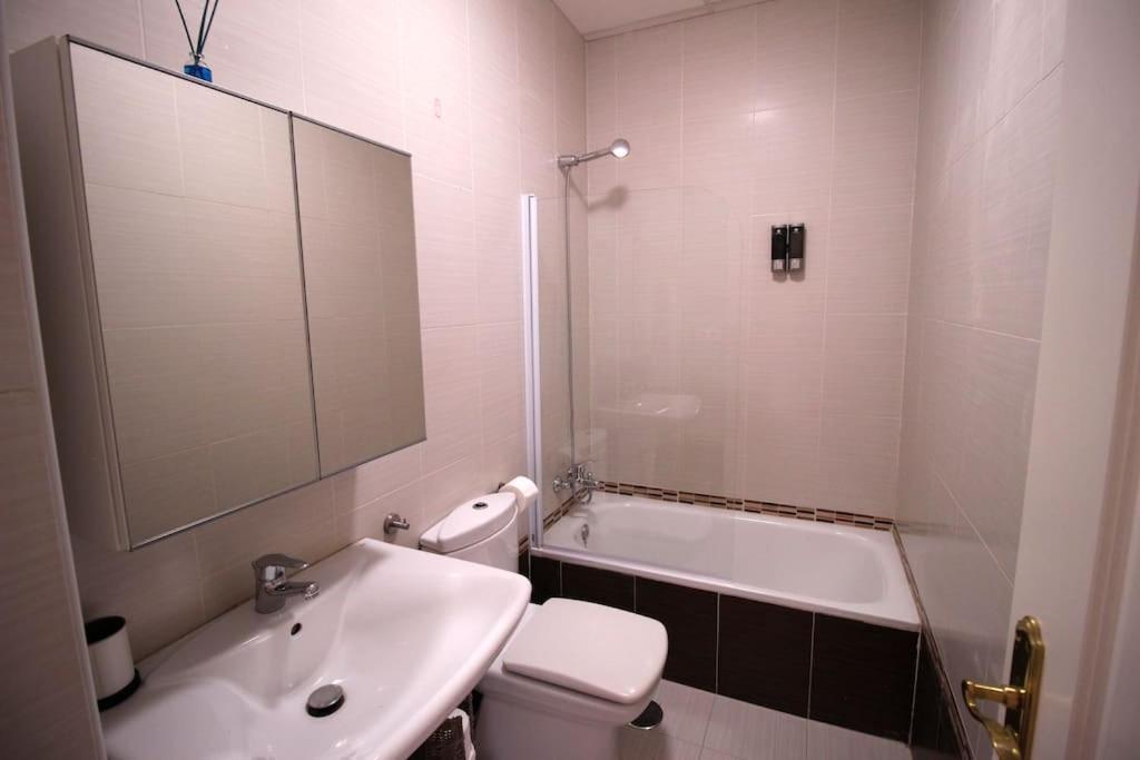 Bonito Y Silencioso Apartamento - Centro Historico Malaga Ngoại thất bức ảnh